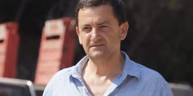 Vangjel Tavo jep dorëheqjen si Prefekt i Vlorës