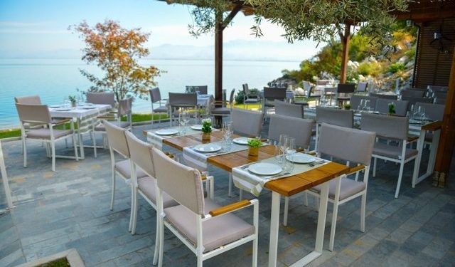 Ku kushtojnë më shtrenjtë hotelet e restorantet në Europë, si renditet Shqipëria