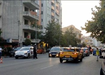 “Pashë nga ballkoni që po më ngacmonte të fejuarën”, dëshmia për vrasjen e të riut me thikë