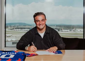 Shaqiri rikthehet në shtëpi