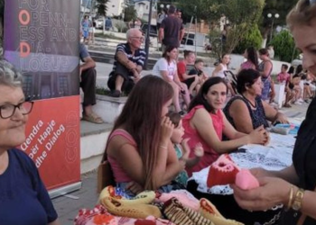 Gratë në Vlorë organizojnë panairin e turizmit familjar!