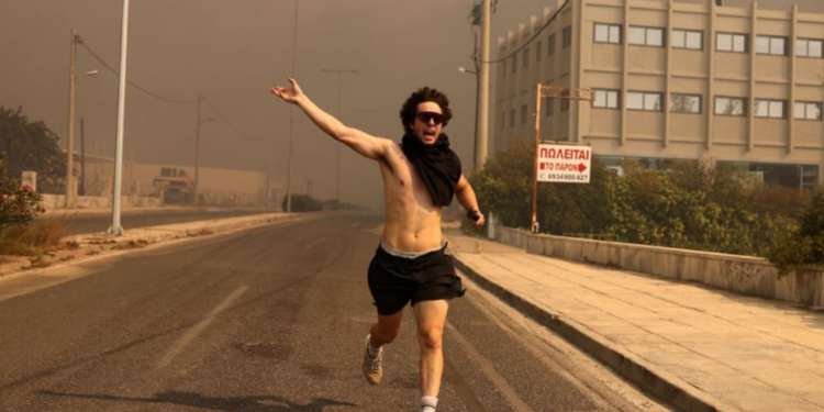 Pamjet tronditëse nga Greqia (FOTO)