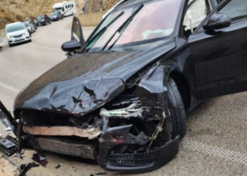 Aksident në Kardhiq-Delvinë, familja po kthehej nga pushimet në Sarandë, plagoset vajza e mitur