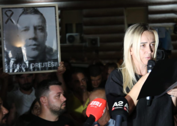 Motra e Egli Progës: Të dorëhiqet kreu i Policisë së Shtetit: Një nga vrasësit e vëllait tim fjeti gjumë dhe thirri avokatin për t’u dorëzuar