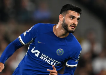 Broja ende pa skuadër, mister kalimi tek “Ipswich Town”