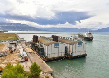 Nuk u vunë asnjë ditë në punë, por anijet termocentral në Vlorë do sigurohen për 1.8 mln euro