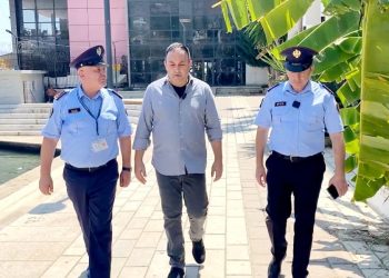 Ministri i Brendshëm në Sarandë: Lejet për lundrim të futen në regjim të thelluar kontrolli (VIDEO)