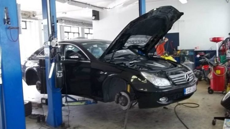 Sherr në një servis makinash në Gjirokastër, plagoset 38-vjeçari