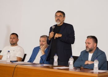 Çuçi mbledh socialistët në Sarandë: 2025 një sfidë e madhe, nisim me organizimin elektoral