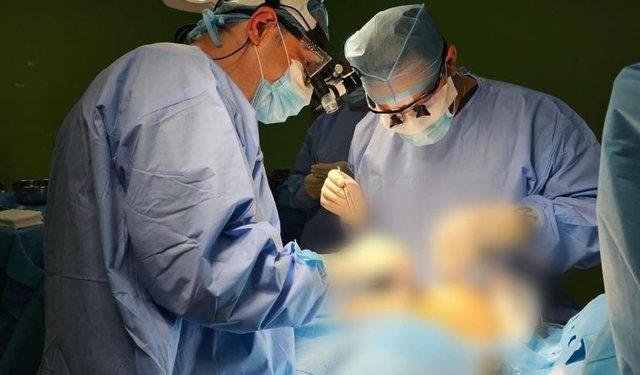 Realizohet për herë të parë në Shqipëri ndërhyrja kirurgjikale inovative