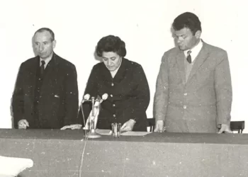 Dëshmia e ish – “agjentit grek”, që vuajti 17 vjet burg: Isa Abazi më arrestoi në Korçë, kurse në Tiranë, hetuesi Iljaz Haxhiaj më torturonte, më fikte cigaret e ndezura në trup dhe…