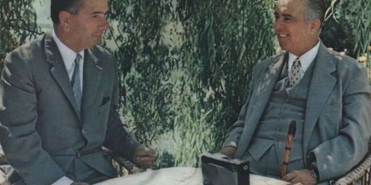 “Na e vranë Hysninë” – Misteri i dosjes sekrete të Hysni Kapos, me shënimin e Enver Hoxhës