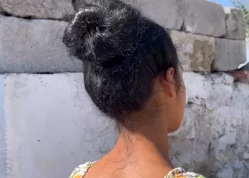 Ndodh edhe kjo, 14 vjeçarja bëhet nënë: Më lironi burrin, kush do më ushqejë mua dhe fëmijën?