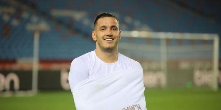 Rei Manaj ende jashtë, rrezikon ndeshjet e Kombëtares në tetor