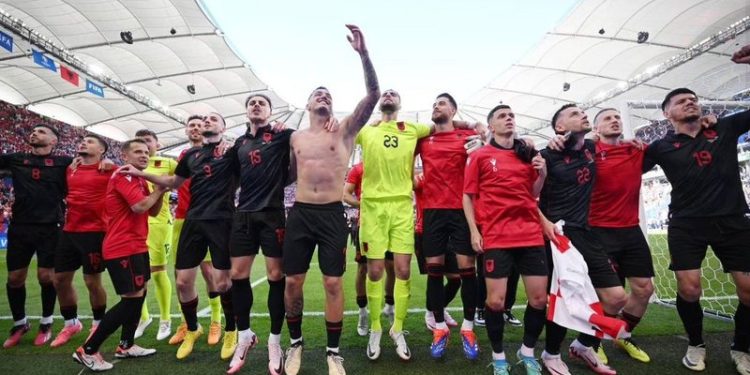 Kombëtarja kërkon fitoren ndaj Ukrainës, një portugez gjykon kuqezinjtë