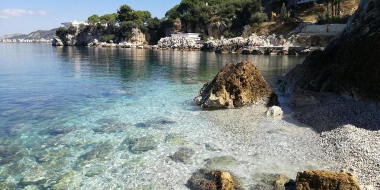 Pëson arrest kardiak e moshuara te “Uji i Ftohtë” në Vlorë