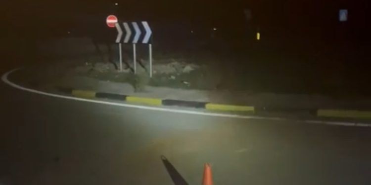 Aksidenti në Kardhiq- Delvinë, gjendet makina e përmbysur, por jo shoferi