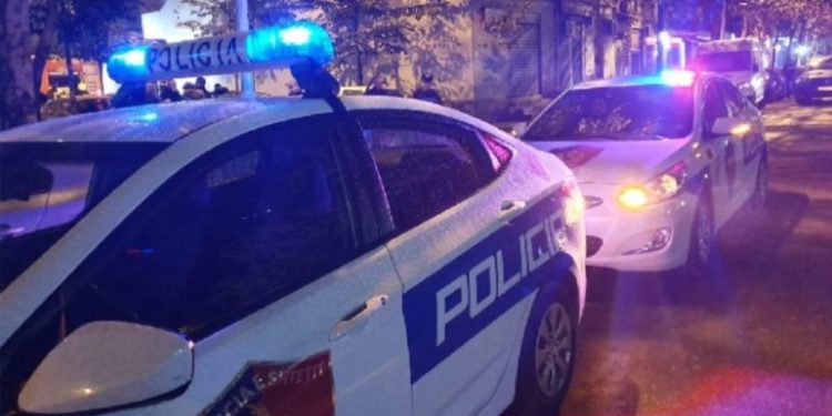 E rëndë/Rrëmbehet me forcë një vajzë, policia në alarm