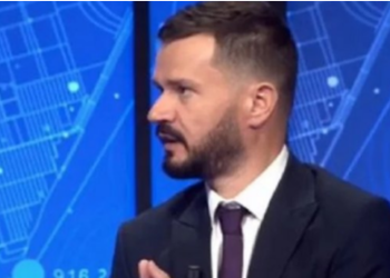 Analisti: Një ministër u shkarkua pas takimit në Dubai, Balla gaboi me miellin dhe orizin për policët