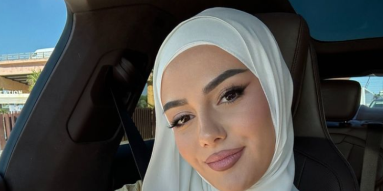 Hatixhe ndez debatin, besimtare myslimane dhe jetë luksoze (FOTO)