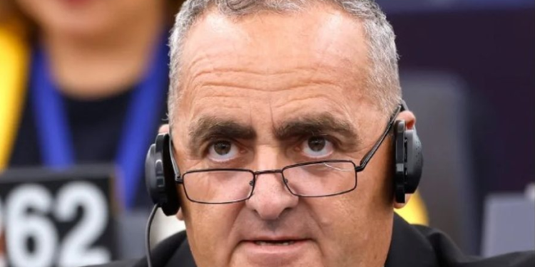 “Shqipëria po largohet nga BE”, Fredi Beleri flet për herë të parë si eurodeputet në PE, përmend edhe Sali Berishën