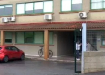 Shkolla greke përjashton 10-vjeçaren me origjinë shqiptare, drejtoresha lajmëron policinë