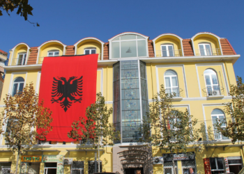 Komuniteti Mysliman i Shqipërisë kundër shtetit të Baba Mondit: Nisma të tilla, precedent për prishjen e harmonisë fetare