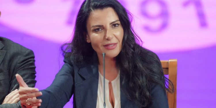 Balluku merr drejtimin e Fierit: Nga sot nis një sfidë e re!