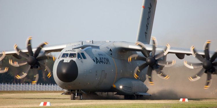 Trupat britanike zbarkojnë në Shqipëri