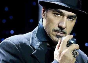 Notis Sfakianakis “shfryn” ndaj grekëve: S’dal të këndoj më, ky popull s’më kupton