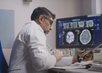 I sëmuri me tumor kërkon të shesë shtëpinë që të kurohet, por zbulon gabimin në hipotekën e pronës