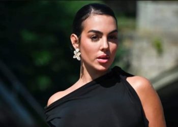 Çfarë ndodhi papritur me partneren e Ronaldos? Modelja shtrohet në spital