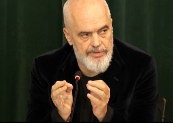 Rama thirrje kryetarëve të bashkive: Mbaroni legalizimet, s’ka asnjë justifikim!
