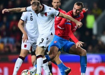 Çekia mposht lehtësisht Shqipërinë