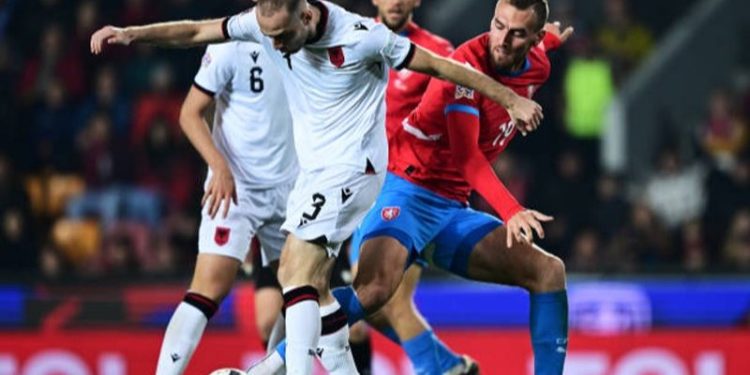 Çekia mposht lehtësisht Shqipërinë