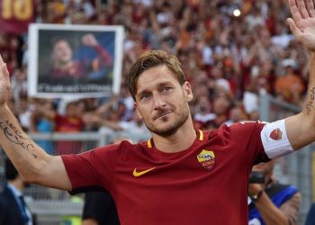 Francesco Totti drejt rikthimit në futboll në moshën 48-vjeçare, e kërkojnë 2 klube të Serie A