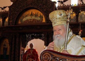 Vendi i prehjes së mitropolitit arvanitas shndërrohet në vend pelegrinazhi në Berat