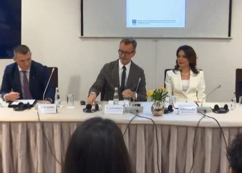 Ambasadori i BE e thotë “troç”: Ja sektorët e korruptuar në Shqipëri; Mbështesim komisionin parlamentar “Xhafaj”