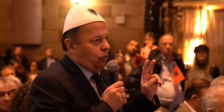 I larguar nga Shqipëria 50 vite më parë, shqiptari falenderon Ramën: Të zgjastë Zoti jetën ty që punon për atë shtet pa hile
