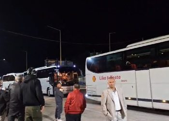 Festa Kombëtare e Greqisë kthen shqiptarët në atdhe, radhë në Kakavijë (VIDEO)
