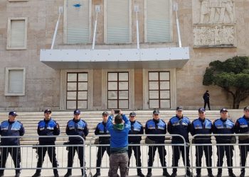 Sot protesta e opozitës, “blindohet” Tirana, 1500 forca policie në terren dhe kamera me rezolucion të lartë
