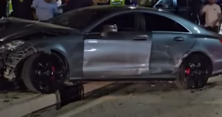 Aksident i frikshëm në lungomaren e Vlorës, mjeti luksoz bëhet ‘copë e çikë’