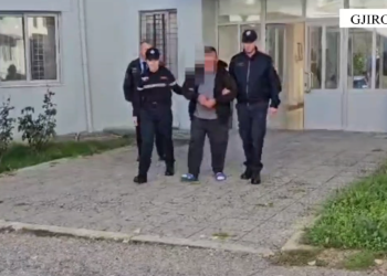3 të arrestuar, si u zbulua grupi që shiste kokainë në Gjirokastër dhe Sarandë (VIDEO)