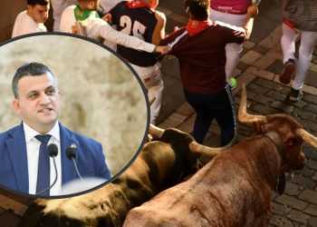 Gara me dema në kalldrëmet e Gjirokastrës, kryetari i bashkisë humor me ambasadorin e Spanjës (VIDEO)