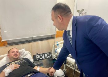 Ministri i Brendshëm falënderon policët: Sot ata kishin përballë një turmë të çoroditur. Bllofi i mosbindjes civile do të marrë përgjigje