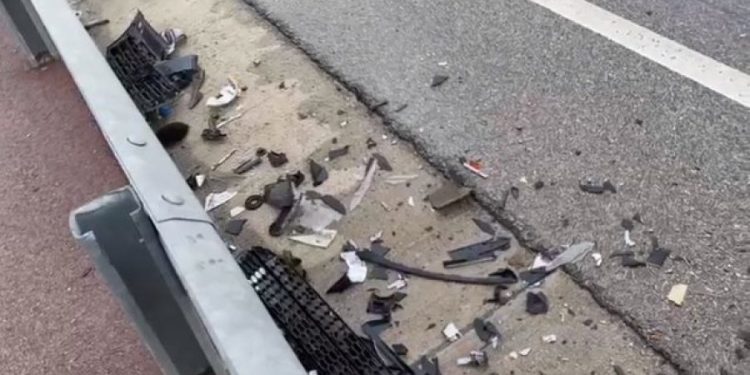 Makina del nga rruga në aksin Levan, dyshohet për një të plagosur