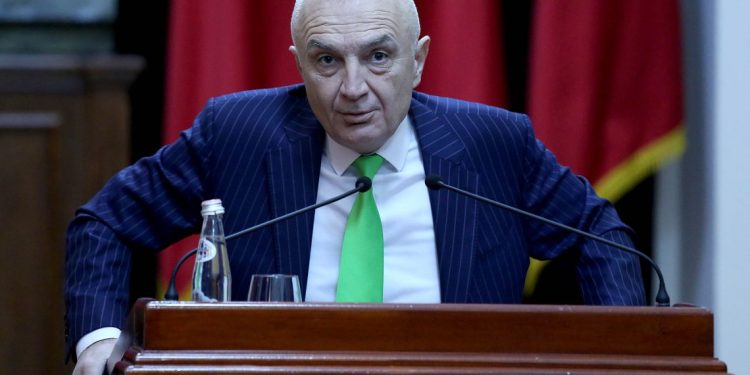 SPAK: Samir Mane dyshohet se ‘korruptoi’ Ilir Metën me një vilë në Rolling Hills