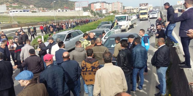 Protesta e opozitës, PD do të bllokojë në jug vetëm rrethrrotullimin në Levan