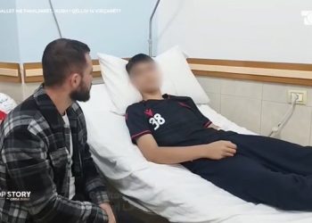 Shoku i Martinit kundër versionit të policisë: Ishin dy persona me dy thika