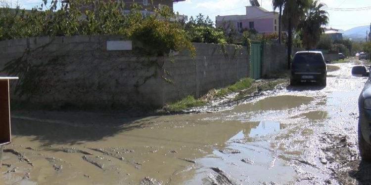 Bilanci i përmbytjeve në Vlorë, vlera për 352 shtëpitë e dëmtuara 65 mln lekë